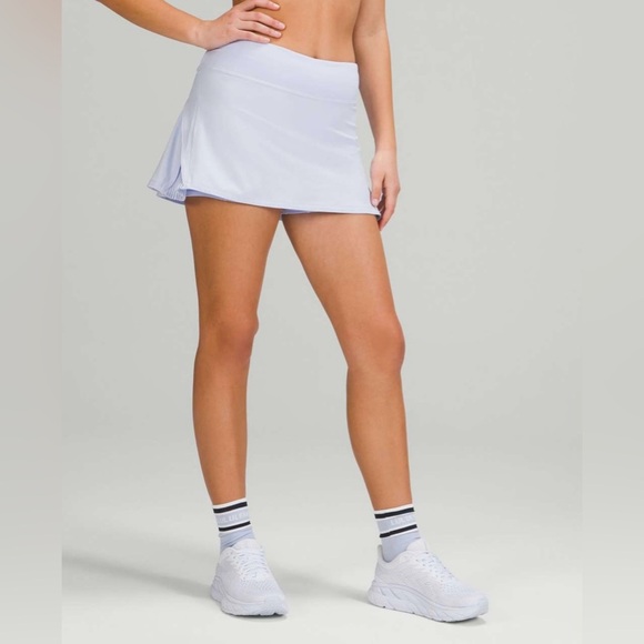 Lululemon Play Off the Pleats Mid-Rise Golf Tennis Skirt Pastel Blue Sz 10 Rare - Picture 4 of 9